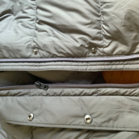 Patagonia Large Women Down Jacket Graphite - Picture 10 of 15